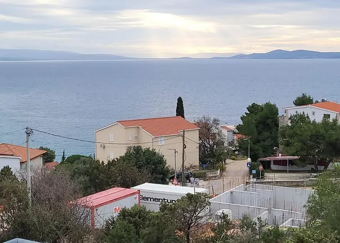 Mila Trogir